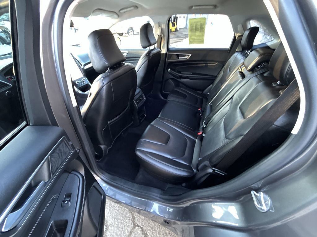 Certified 2022 Ford Edge Titanium image 22