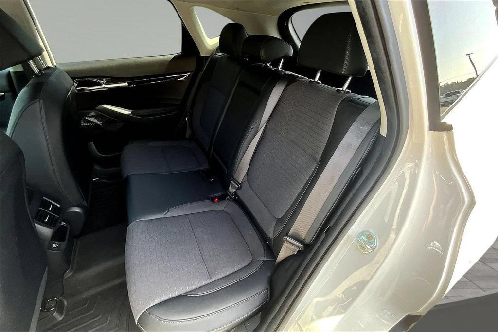 Used 2023 Kia Seltos S w/ Navigation Package FWD image 24