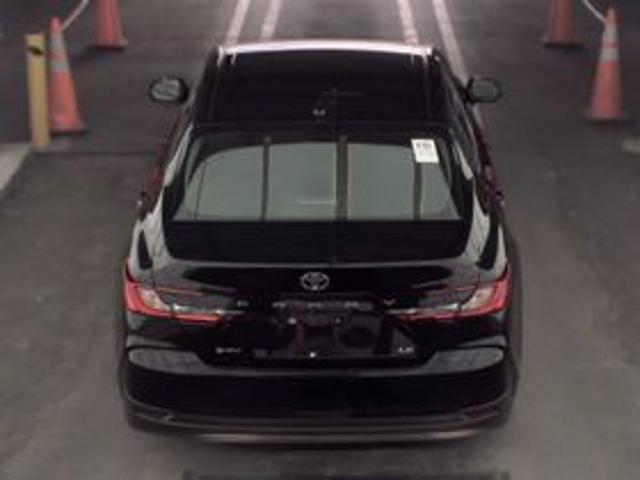 Used 2025 Toyota Camry LE FWD image 6