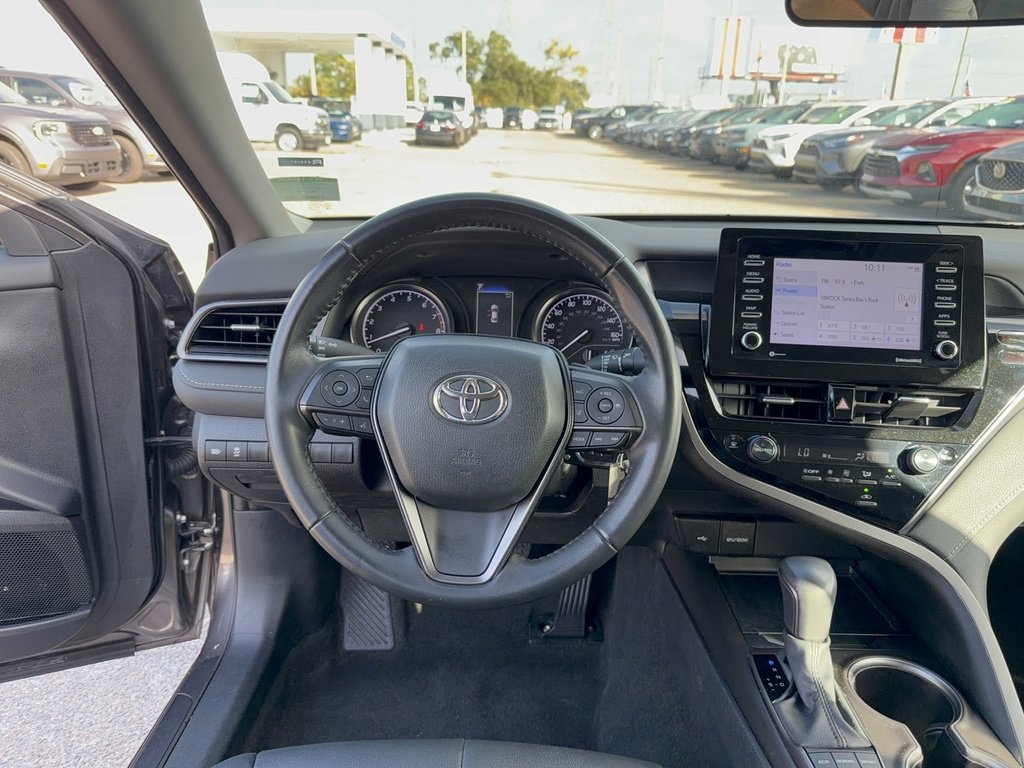 Used 2023 Toyota Camry SE image 29