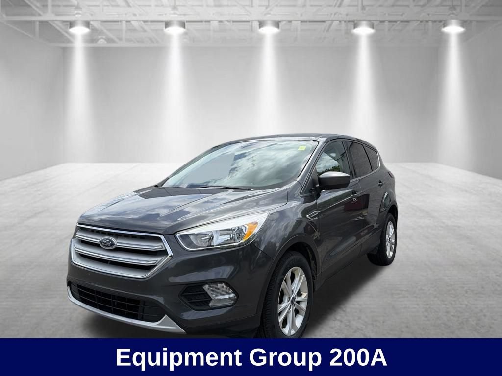 Certified 2019 Ford Escape SE FWD image 2