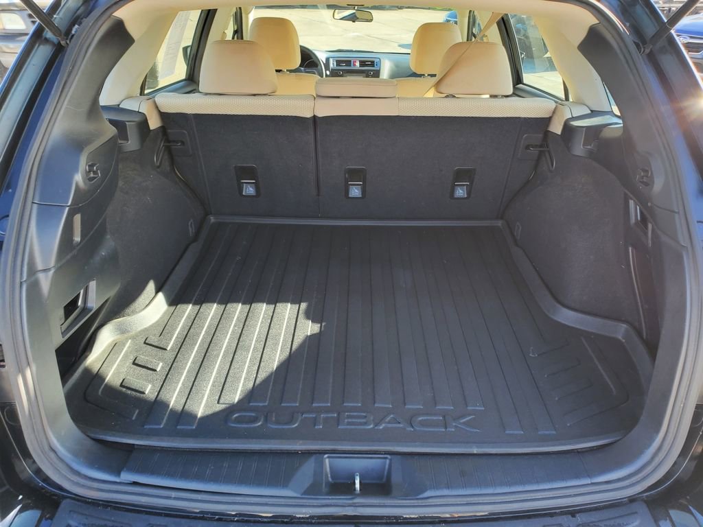 Used 2017 Subaru Outback 2.5i image 6