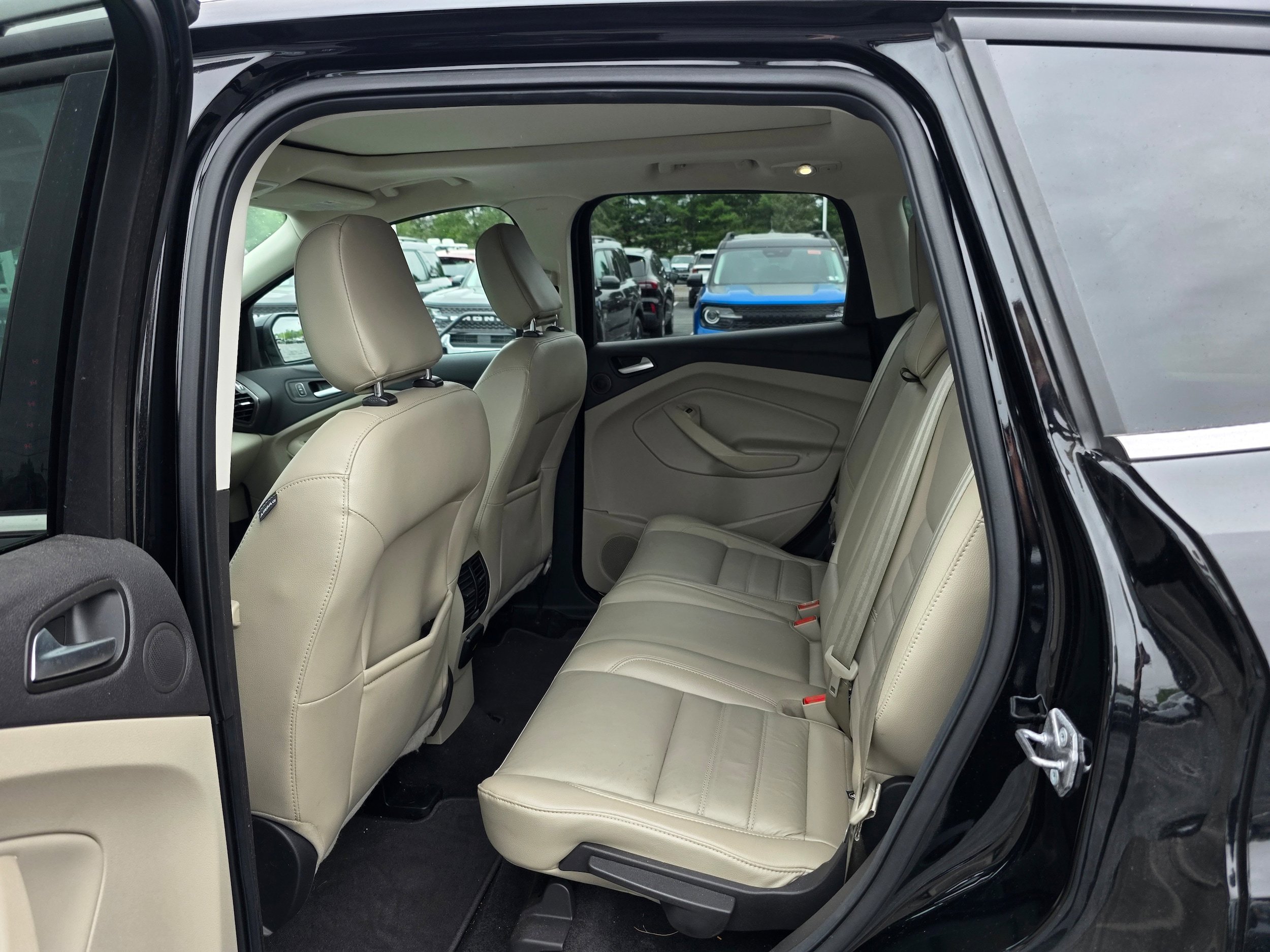 Certified 2018 Ford Escape Titanium AWD/4WD image 10