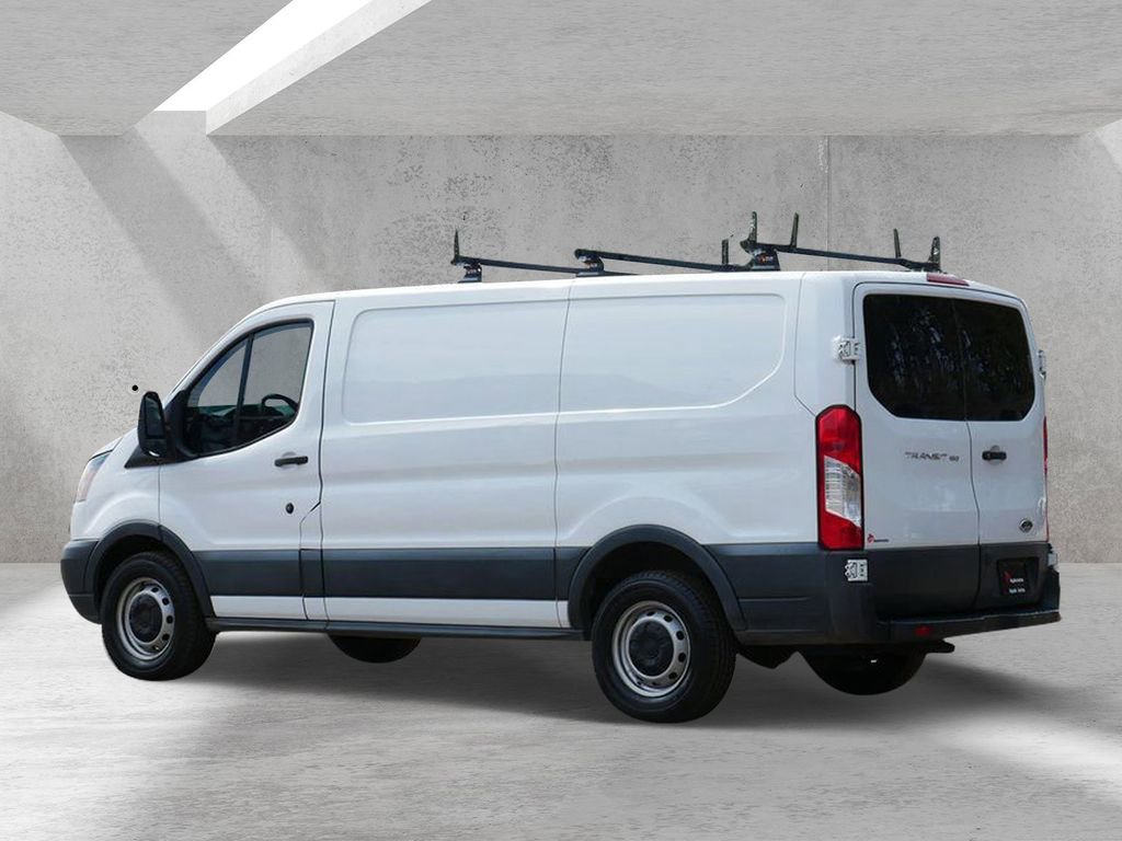 Certified 2018 Ford Transit 150 130 Low Roof RWD image 4