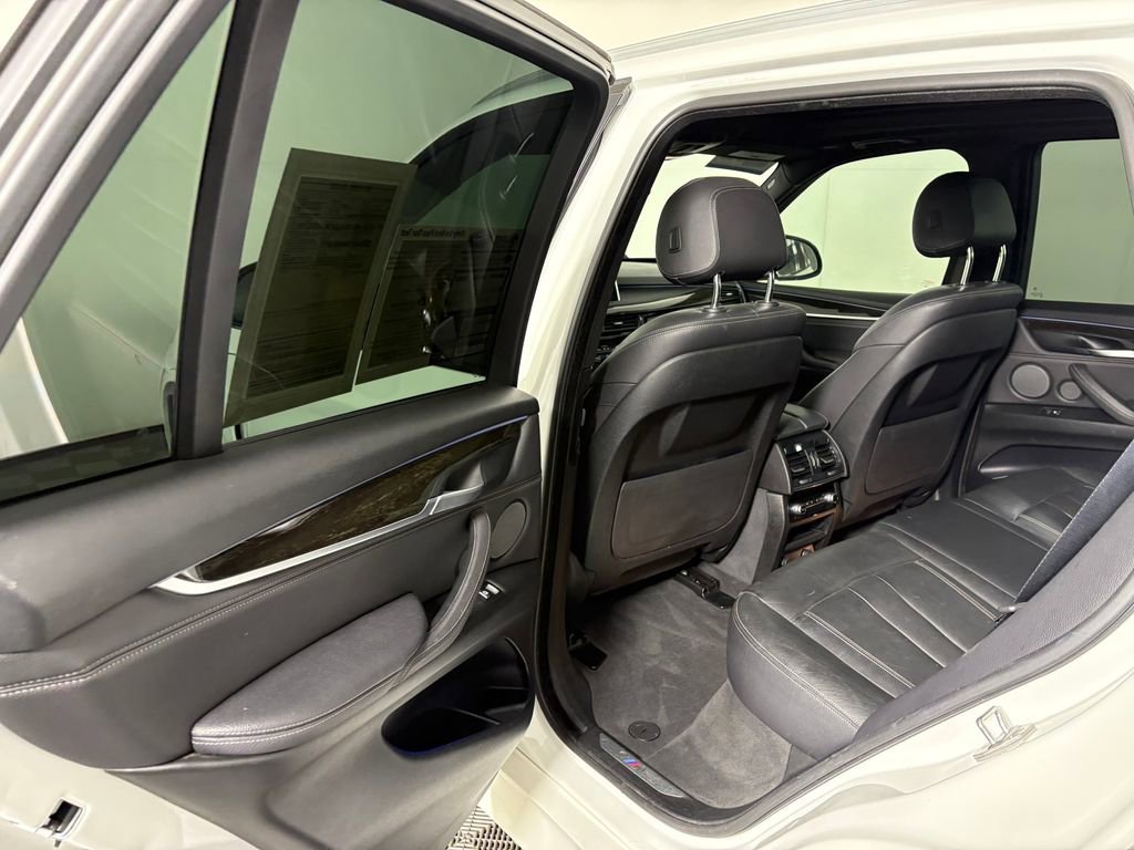 Used 2017 BMW X5 xDrive40e image 29
