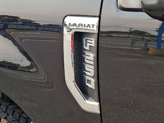 Certified 2019 Ford F250 Lariat w/ Lariat Ultimate Package AWD/4WD image 35
