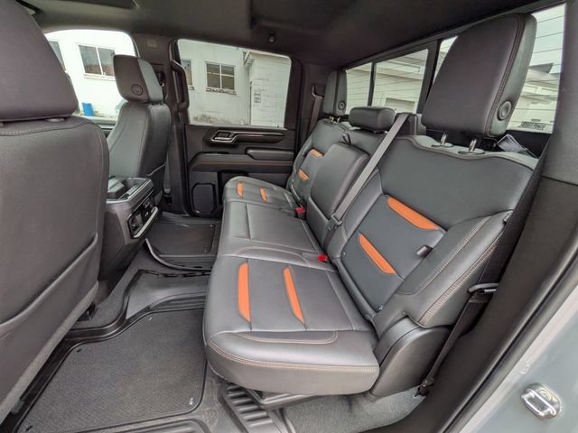 Used 2024 GMC Sierra 2500 AT4 w/ AT4 Premium Plus Package AWD/4WD image 18