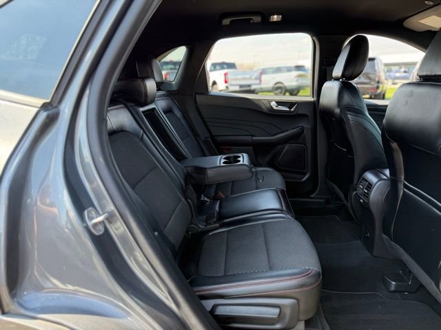 Certified 2023 Ford Escape ST-Line w/ Tech Pack #1 AWD/4WD image 16
