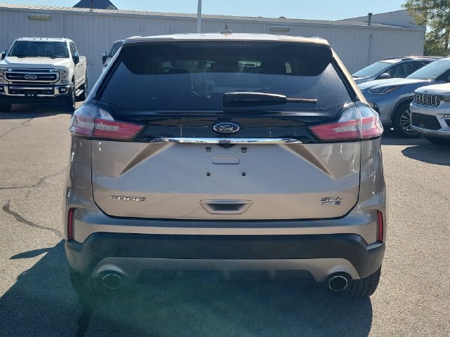 Certified 2020 Ford Edge SEL w/ Convenience Package AWD/4WD image 4