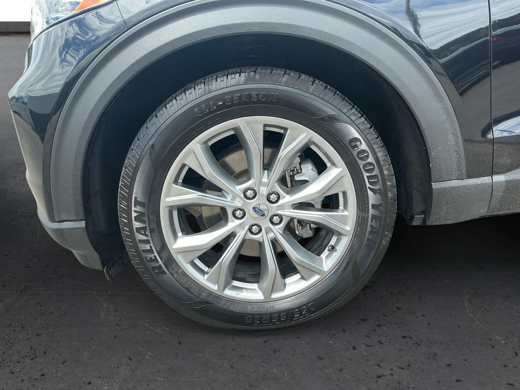 Certified 2020 Ford Explorer XLT w/ Equipment Group 202A RWD image 13