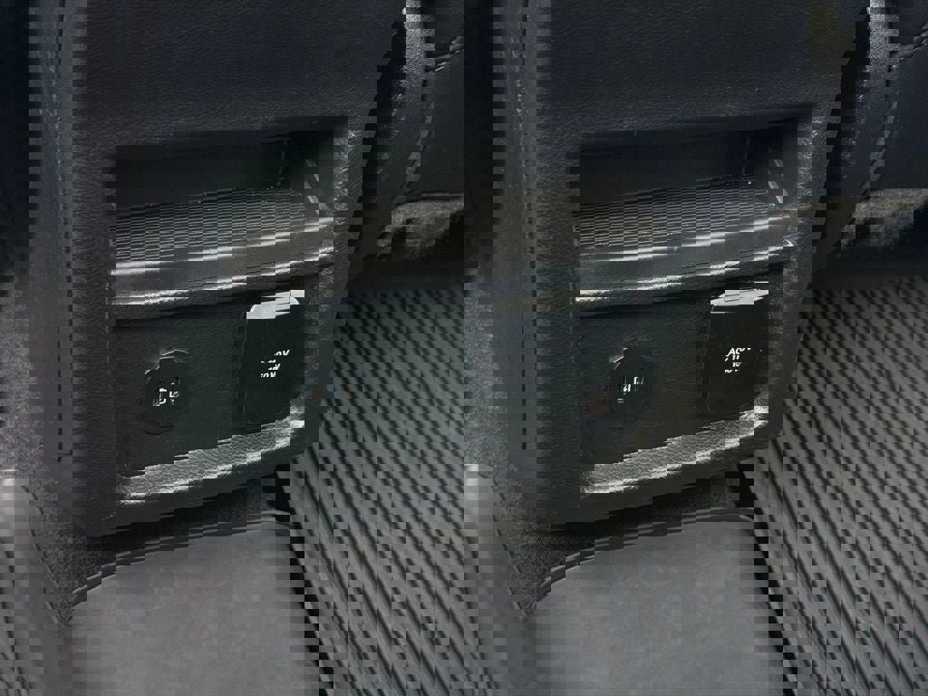 Certified 2024 Ford Edge SEL w/ Convenience Package image 32