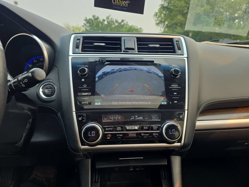 Used 2019 Subaru Outback 3.6R Touring AWD/4WD image 11