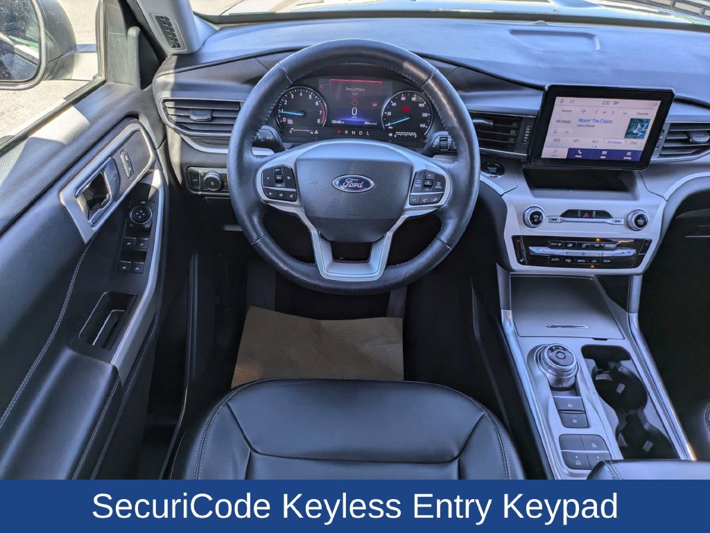 Certified 2022 Ford Explorer XLT w/ Equipment Group 202A RWD image 19