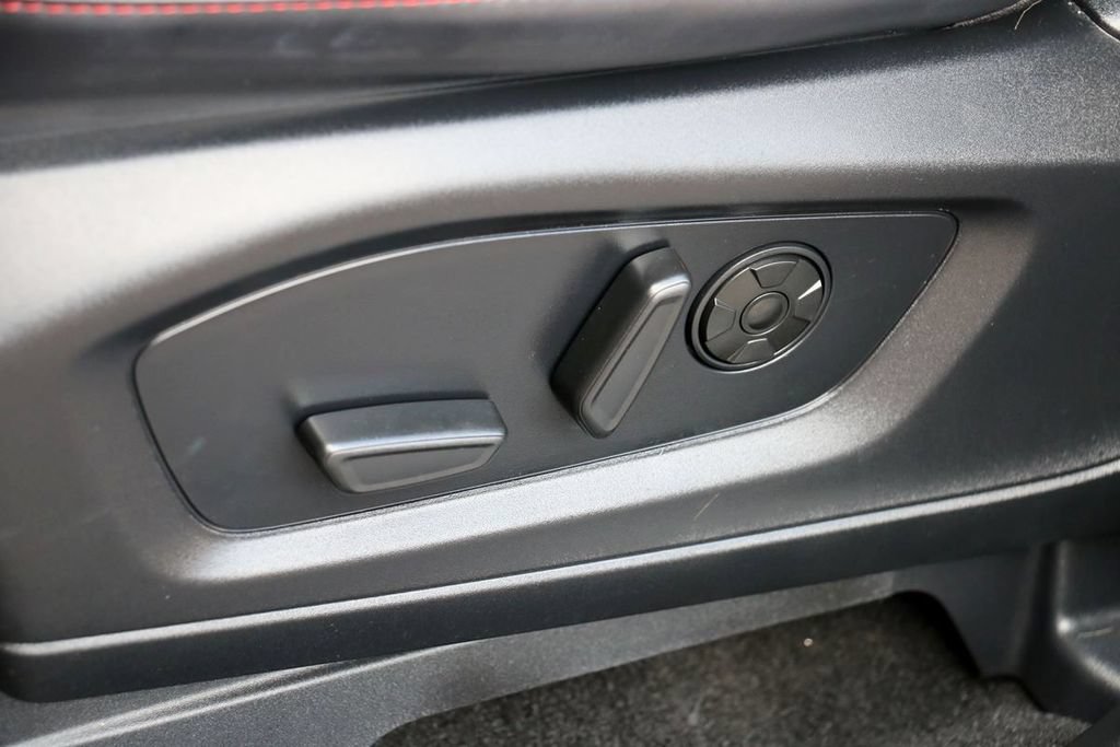 Certified 2025 Ford Explorer ST AWD/4WD image 22