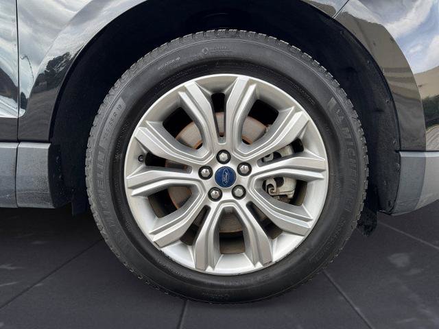 Certified 2019 Ford Edge Titanium AWD/4WD image 14