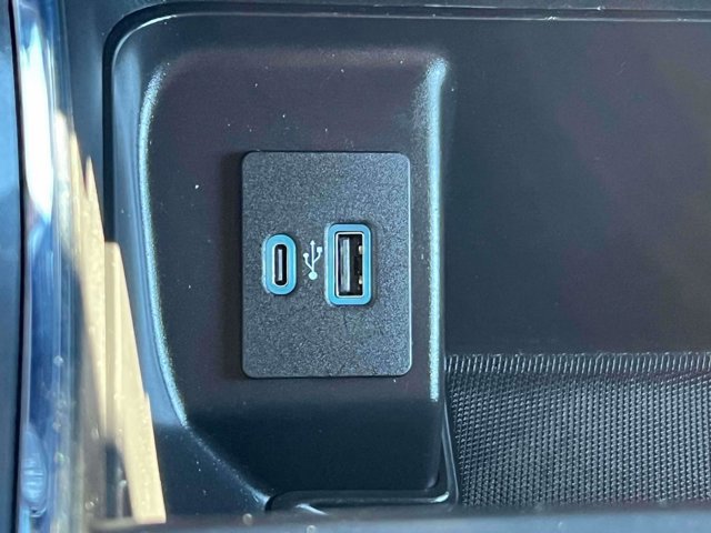 Certified 2022 Ford F150 XLT w/ Equipment Group 302A High image 36