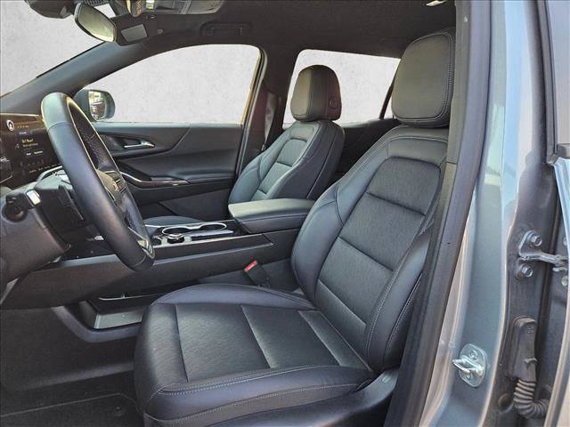 Used 2026 Chevrolet Equinox LT w/ Convenience Package II FWD image 14