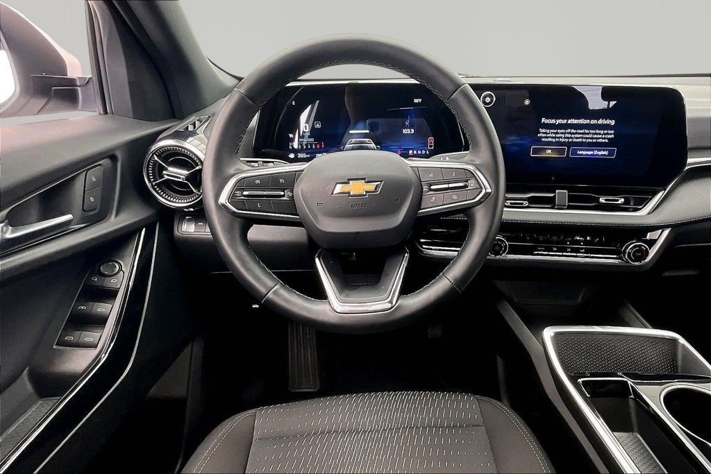 Used 2025 Chevrolet Equinox LT AWD/4WD image 5