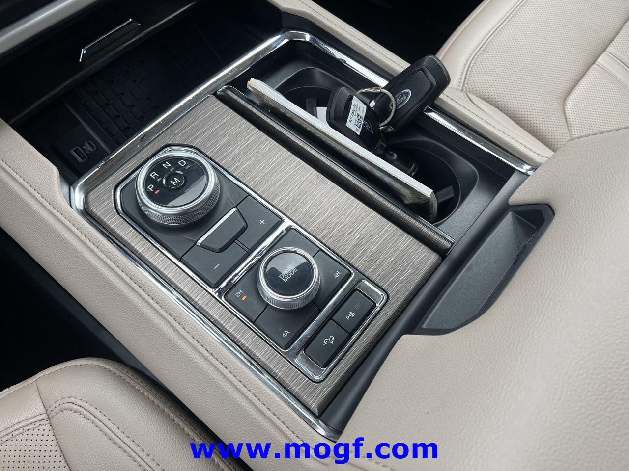 Certified 2024 Ford Expedition Max Limited AWD/4WD image 12