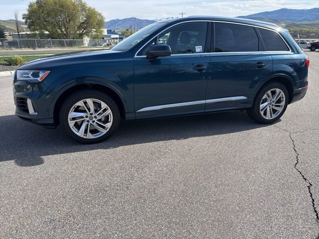 Used 2020 Audi Q7 3.0T Premium Plus AWD/4WD image 2