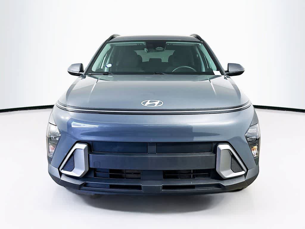 Used 2025 Hyundai Kona SEL FWD image 6
