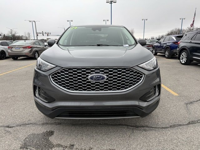 Certified 2024 Ford Edge SEL w/ Convenience Package image 9