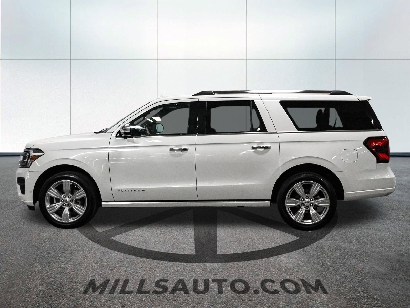 Certified 2024 Ford Expedition Max Platinum AWD/4WD image 3