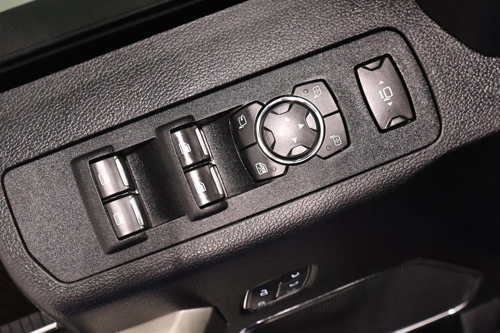 Certified 2020 Ford F350 Lariat w/ Tremor Off-Road Package image 15