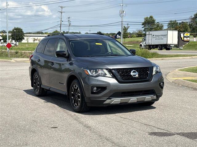 Used 2019 Nissan Pathfinder SL w/ Rock Creek Edition FWD image 3