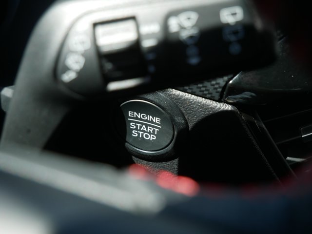 Certified 2025 Ford Escape ST-Line AWD/4WD image 21