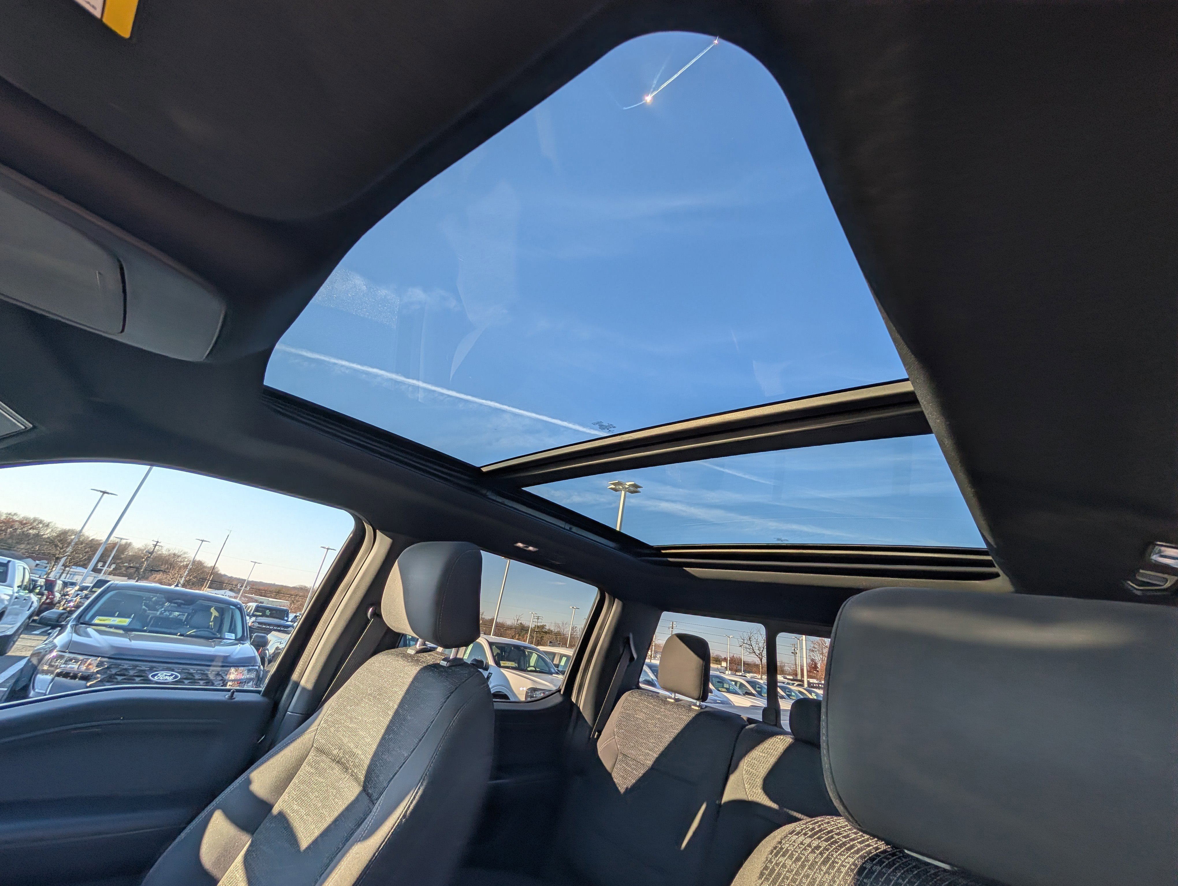 Certified 2022 Ford F150 XLT w/ Equipment Group 302A High image 29