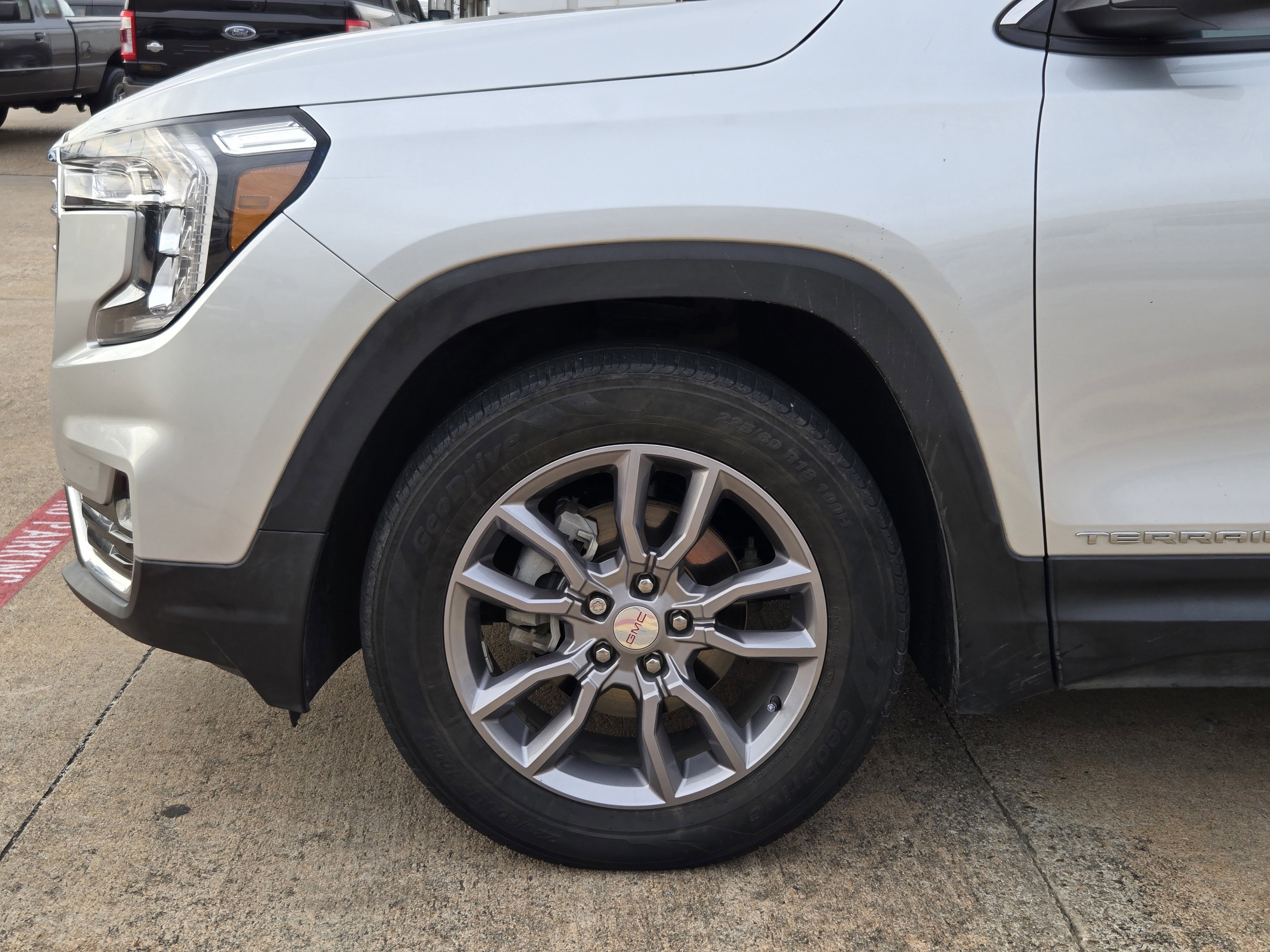 Used 2022 GMC Terrain SLT image 5
