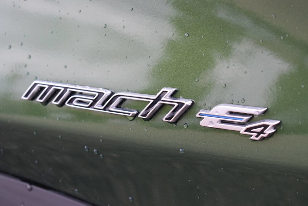 Certified 2025 Ford Mustang Mach-E Premium AWD/4WD image 5