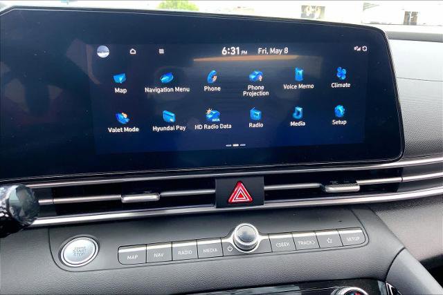 Used 2023 Hyundai Elantra Limited FWD image 32