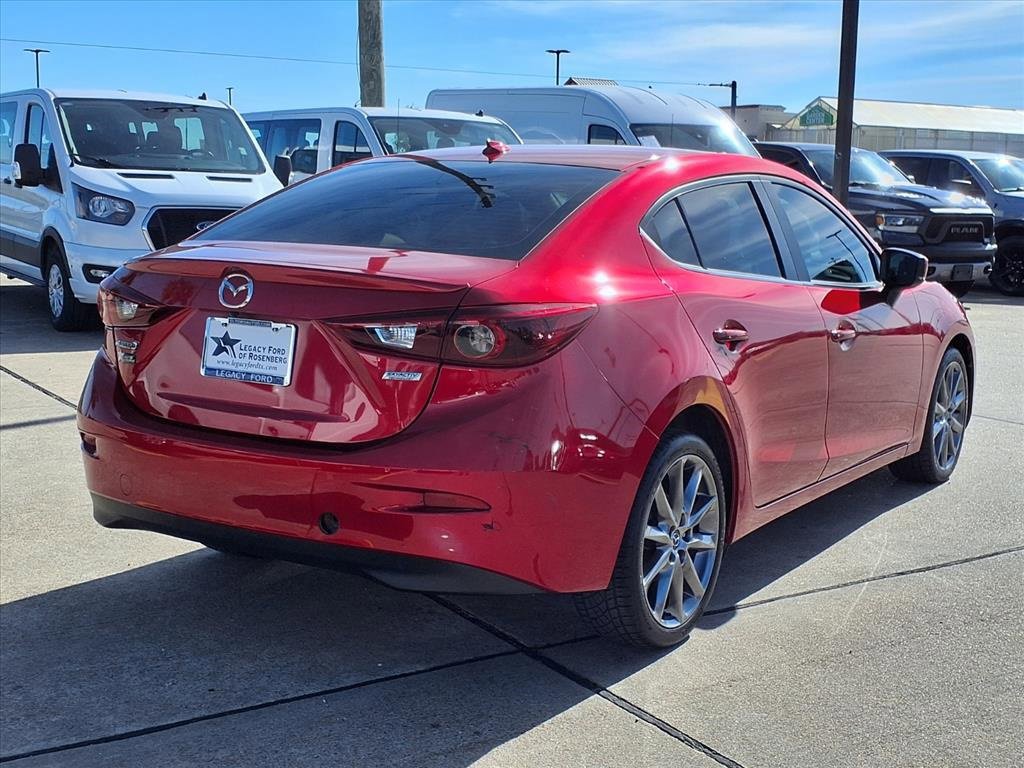 Used 2018 MAZDA MAZDA3 Grand Touring image 2