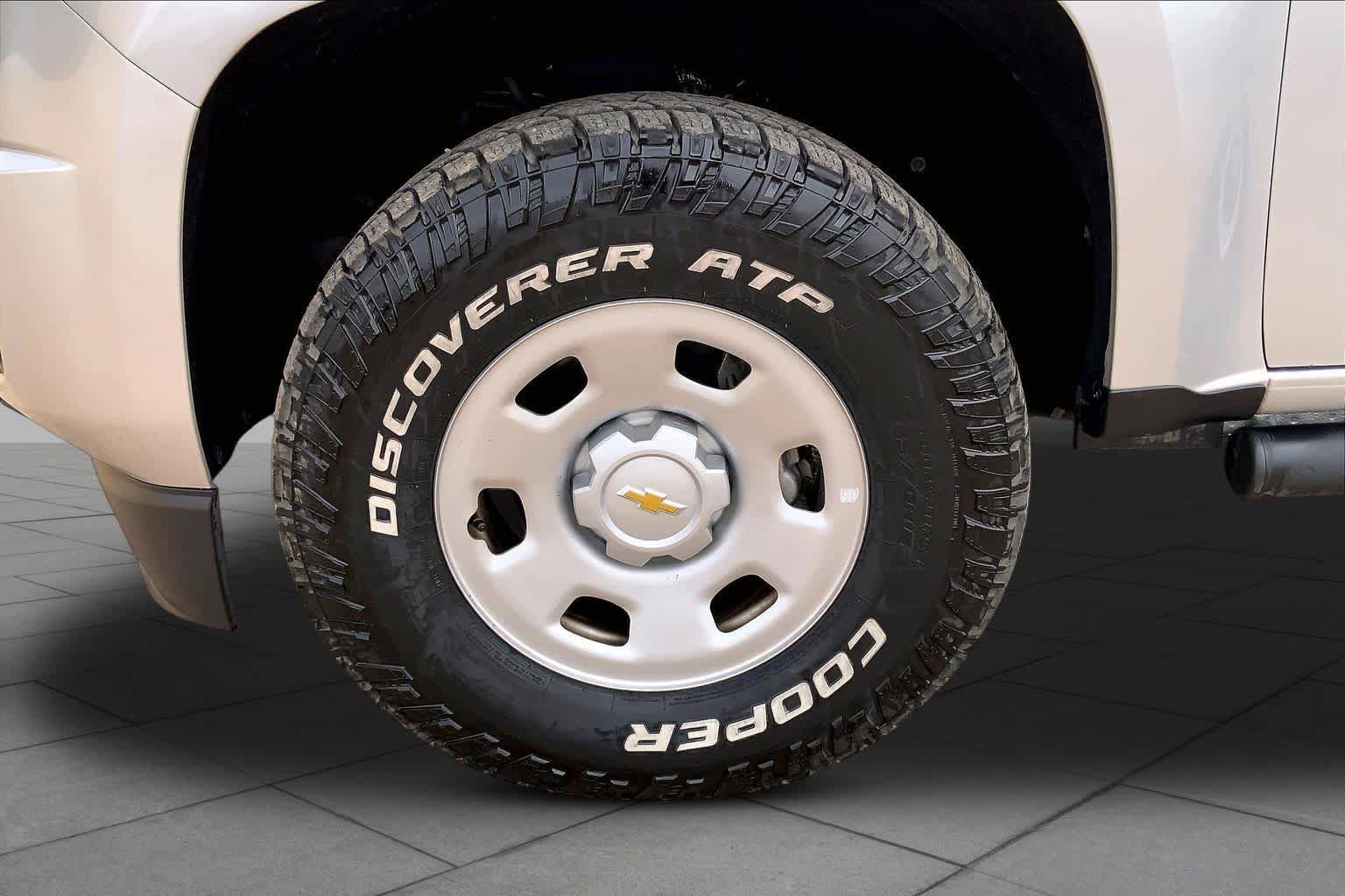 Used 2020 Chevrolet Colorado W/T w/ WT Convenience Package AWD/4WD image 11