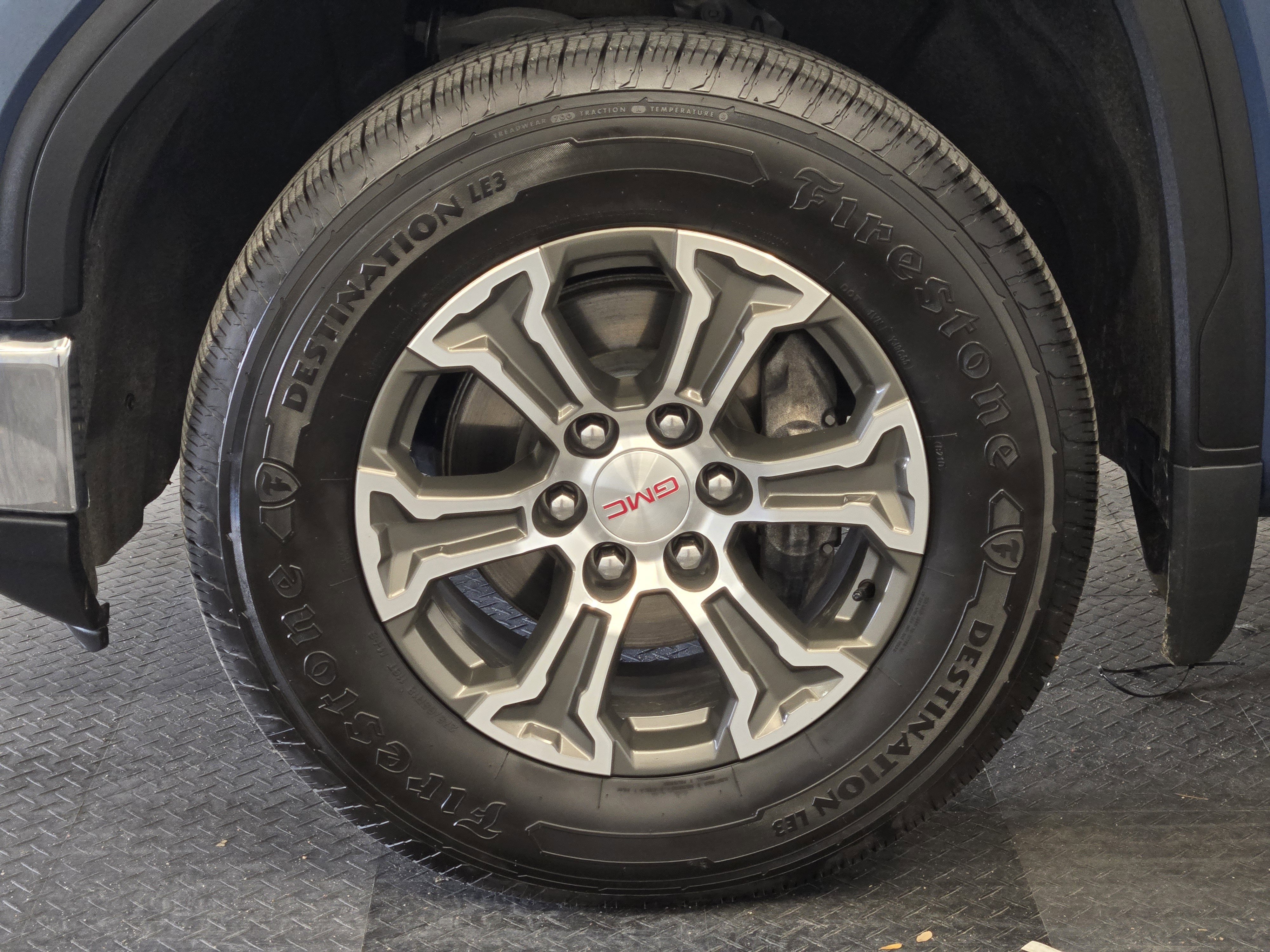 Used 2024 GMC Sierra 1500 SLT RWD image 10