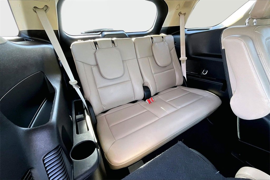 Certified 2023 Ford Explorer Limited w/ Equipment Group 301A image 28