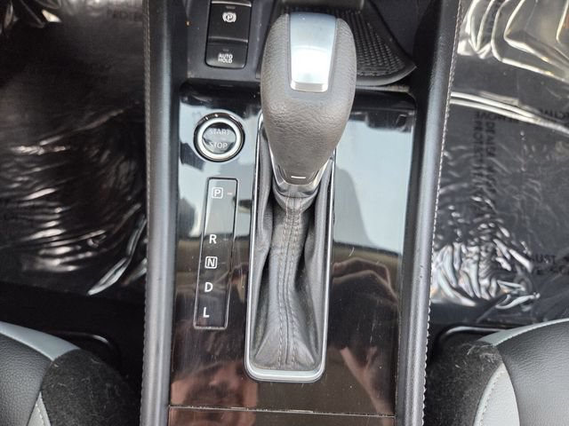 Used 2023 Nissan Kicks SR w/ SR Premium Package FWD image 25