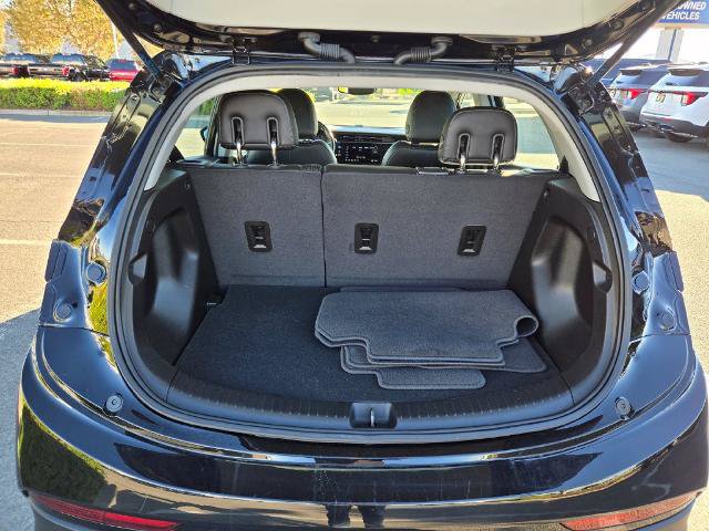 Used 2023 Chevrolet Bolt LT w/ Infotainment Package FWD image 10