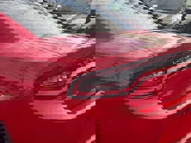 Used 2022 Dodge Charger SXT image 9