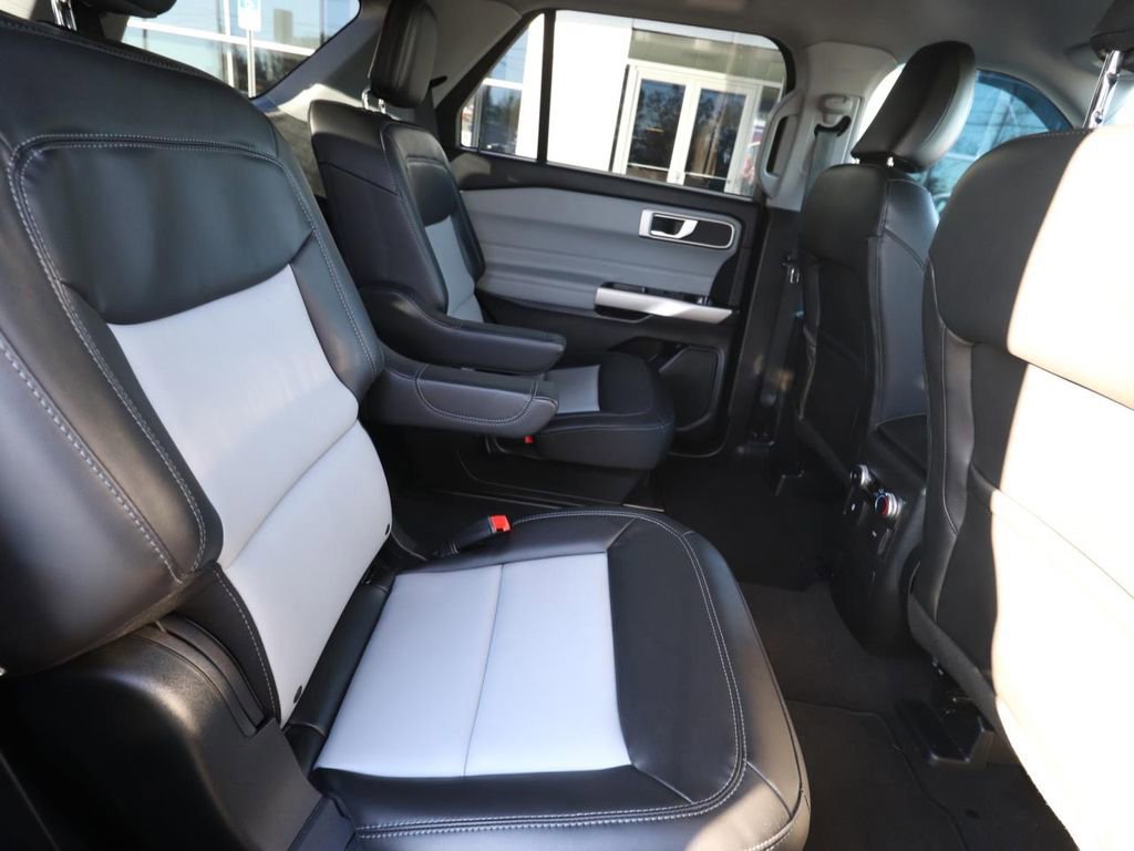 Certified 2023 Ford Explorer XLT w/ Equipment Group 202A image 25