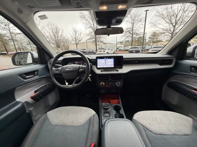 Certified 2022 Ford Maverick XLT w/ XLT Luxury Package image 6