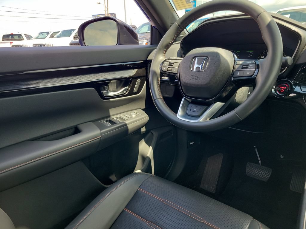Used 2024 Honda CR-V Sport Touring image 13