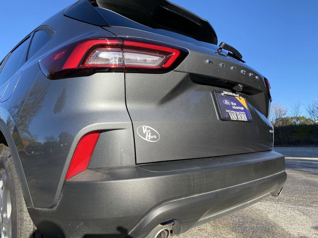 Certified 2025 Ford Escape ST-Line image 40