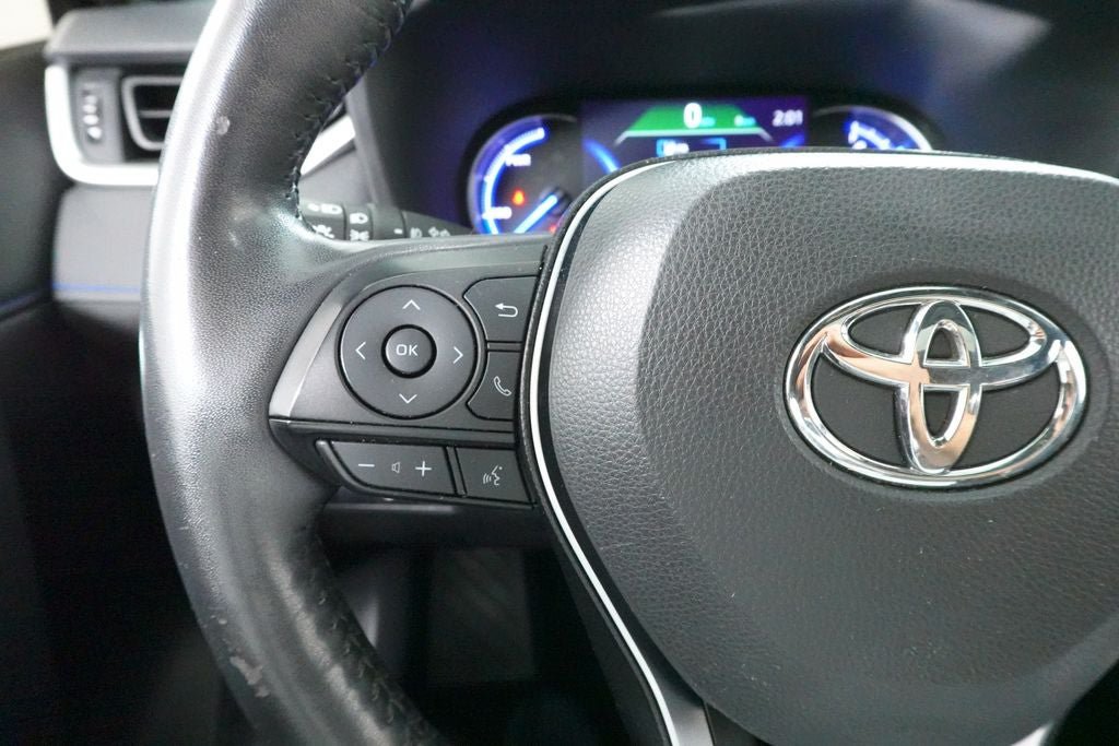 Used 2019 Toyota RAV4 XSE w/ XSE Weather Package AWD/4WD image 15