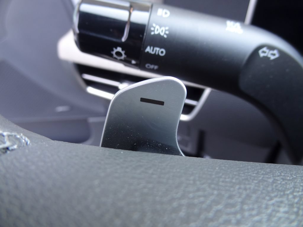 Used 2026 Hyundai Sonata Limited FWD image 23