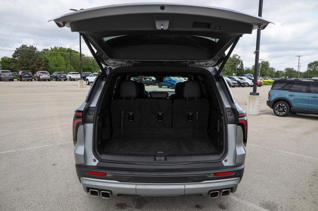 Used 2025 Chevrolet Traverse Z71 AWD/4WD image 13
