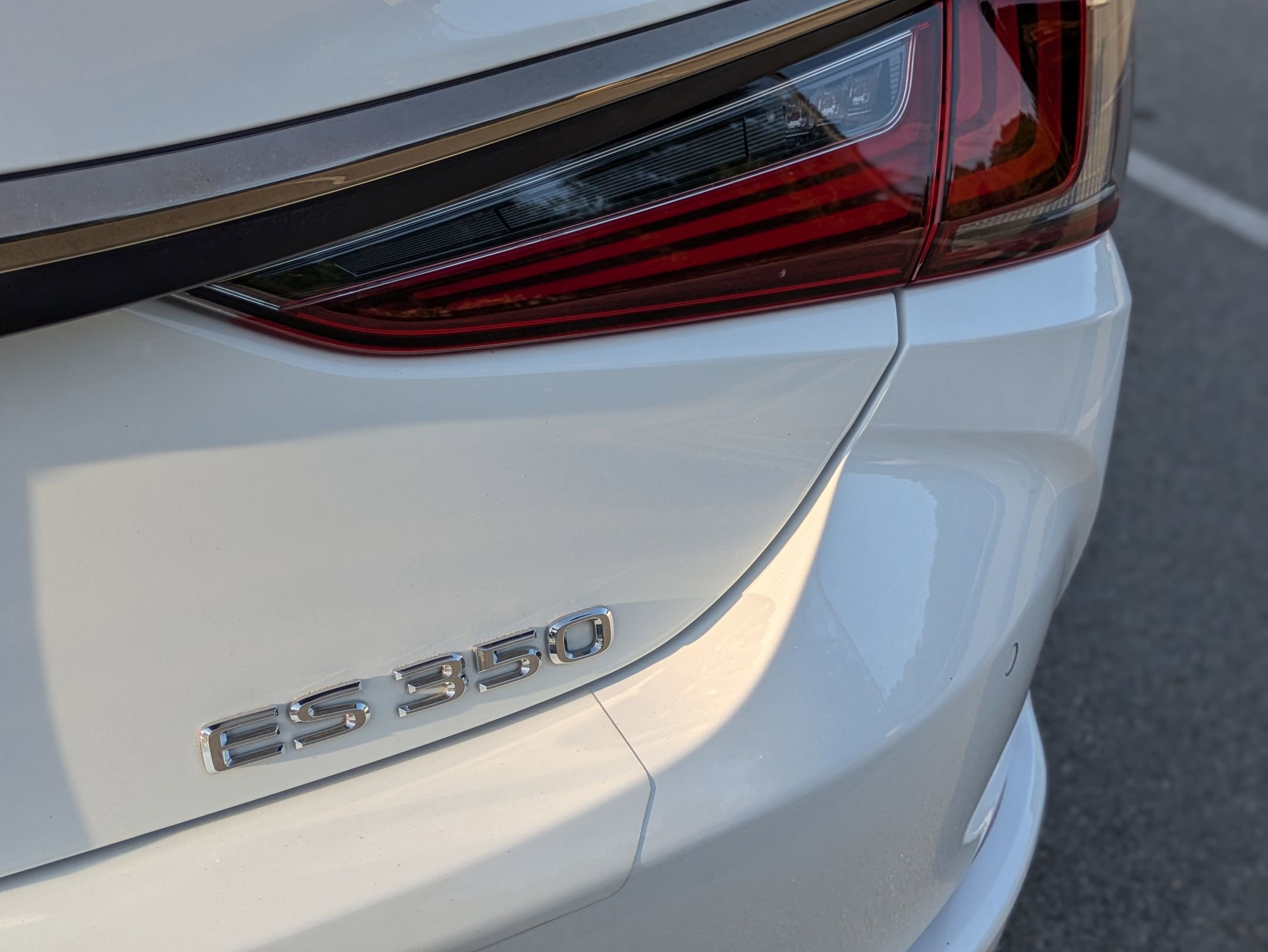 Used 2022 Lexus ES 350 F Sport w/ Accessory Package 2 FWD image 35