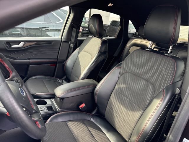 Certified 2023 Ford Escape ST-Line w/ Tech Pack #1 image 13
